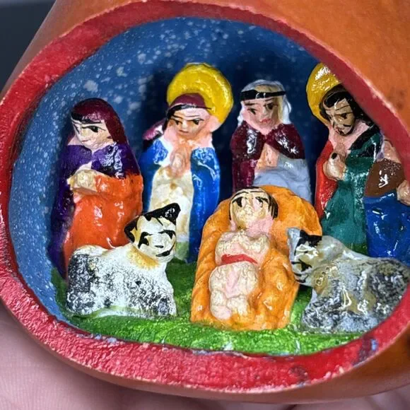 Christmas Ornament Carved Gourd Nativity Folk Art 2.5” Manger Scene Christian - Picture 8 of 9